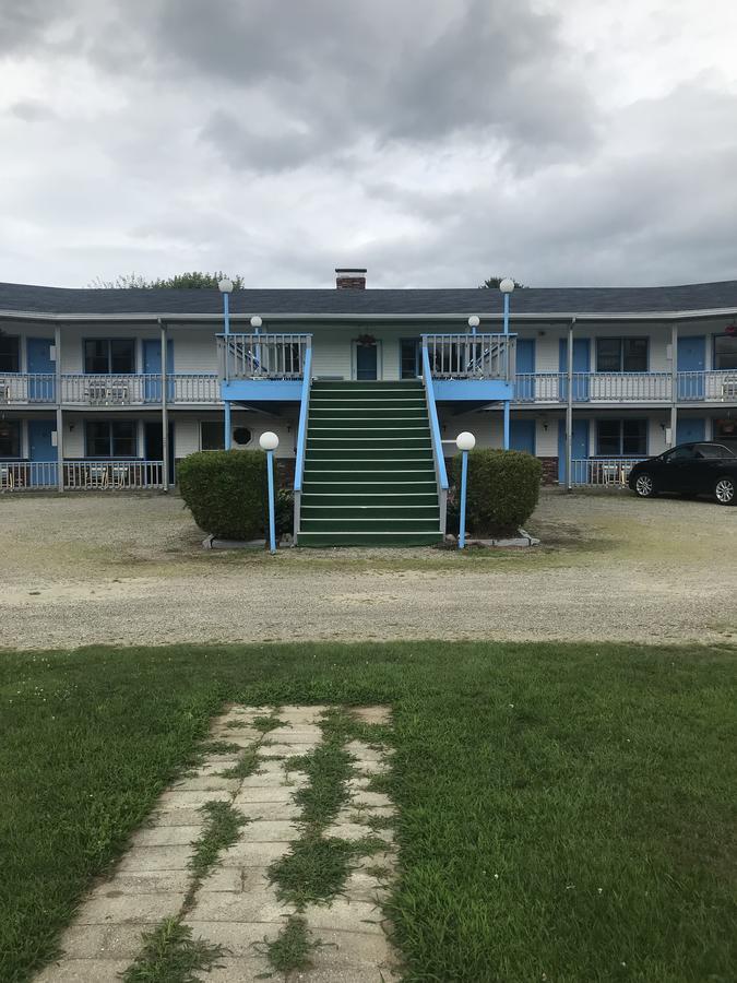 Four Seasons Motor Inn Twin Mountain Exterior photo
